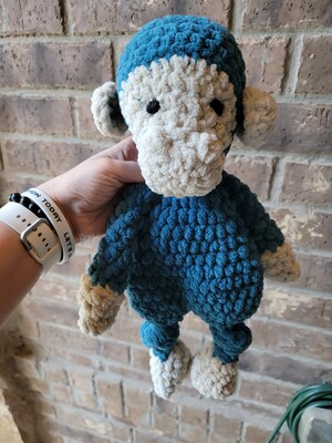 Crochet lovey snuggler - blue and white - image3